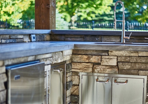 custom outdoor kitchens