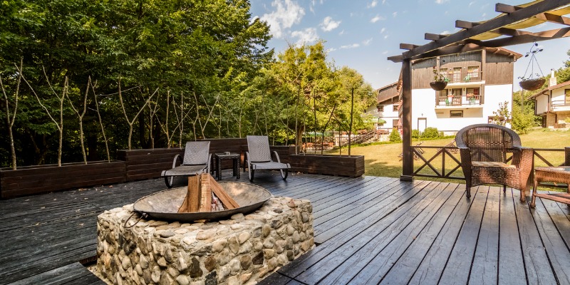 backyard deck landscape design